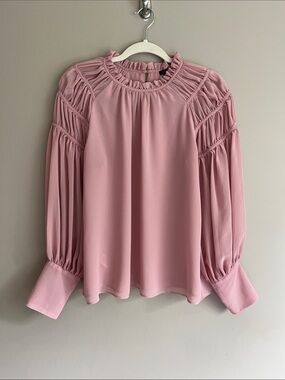 Ann Taylor Juliet Pleated Ruffle Sleeve Blouse in muted pink/mauve size medium